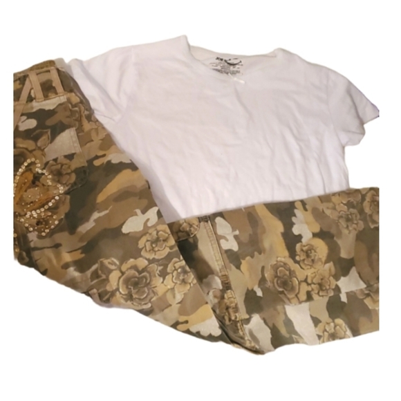Camouflage cargo pants 8 sequins flower embroidered flap pockets childre… - Picture 1 of 9